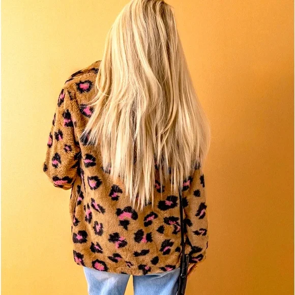 NWOT Winer Coats Fleece Leopard Print
Open Front Long Sleeve - Picture 2 of 2